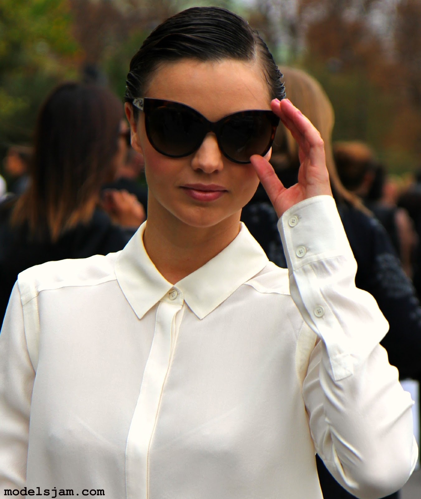 Miranda Kerr Paris, October 7, 2015 – Star Style